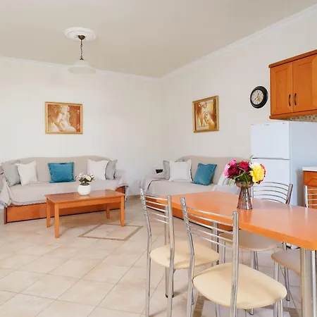εsperides Apartament *